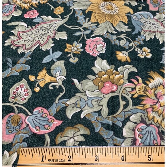 Vintage Floral Cotton Fat Quarter Fabric 18" x 22" Green Yellow & Pink Sewing Qu - Picture 2 of 3